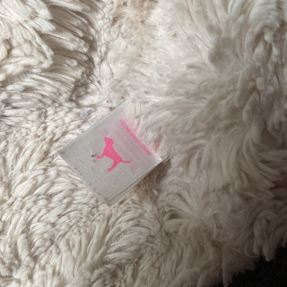 Victoria secret - Picture 5 of 7